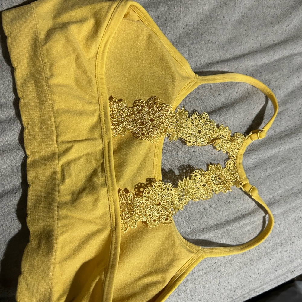 .i.12 Maurices Sunflower Lace Accent Bra - Picture 2 of 3
